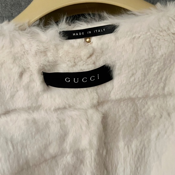 Vintage Gucci White Ski Jacket with Removable Fur Lining - Picture 7 of 13